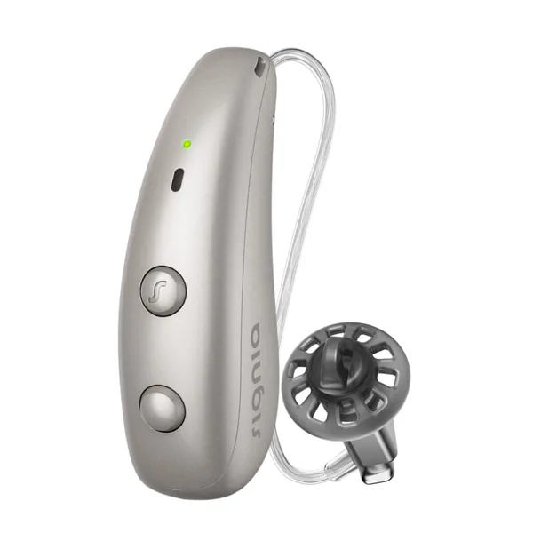 Aide auditive Signia Pure Charge&Go MaX, contour à écouteur déporté rechargeable, coloris champagne foncé, vue de trois quarts avec son écouteur et son dôme